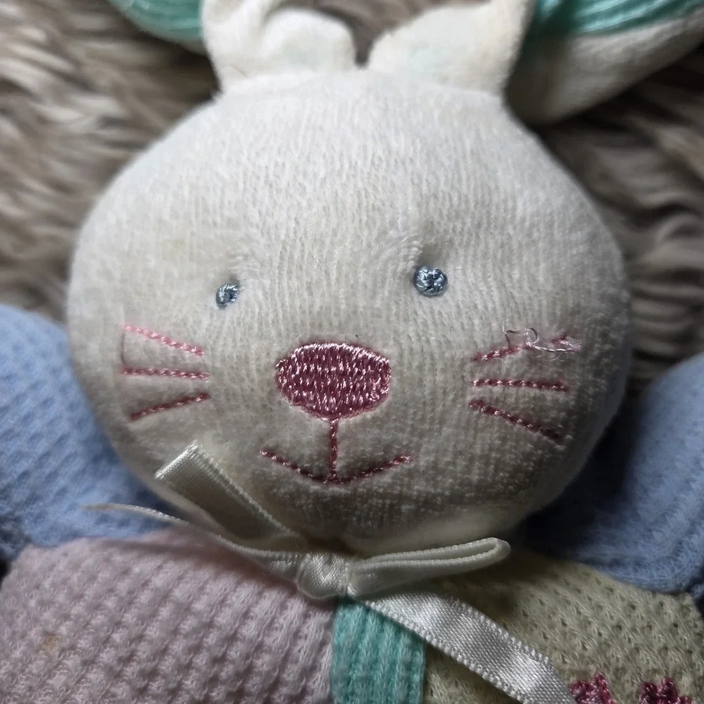 Vintage Carters Prestige Eden Waffle Knit Pastel Bunny Rabbit Rattle Plush Lovie